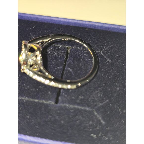 Swarovski Sparkling Dance Round Ring 55 ~ Size 7 - NWB - Picture 4 of 5